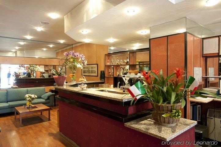 Heart Hotel Milano Restoran gambar