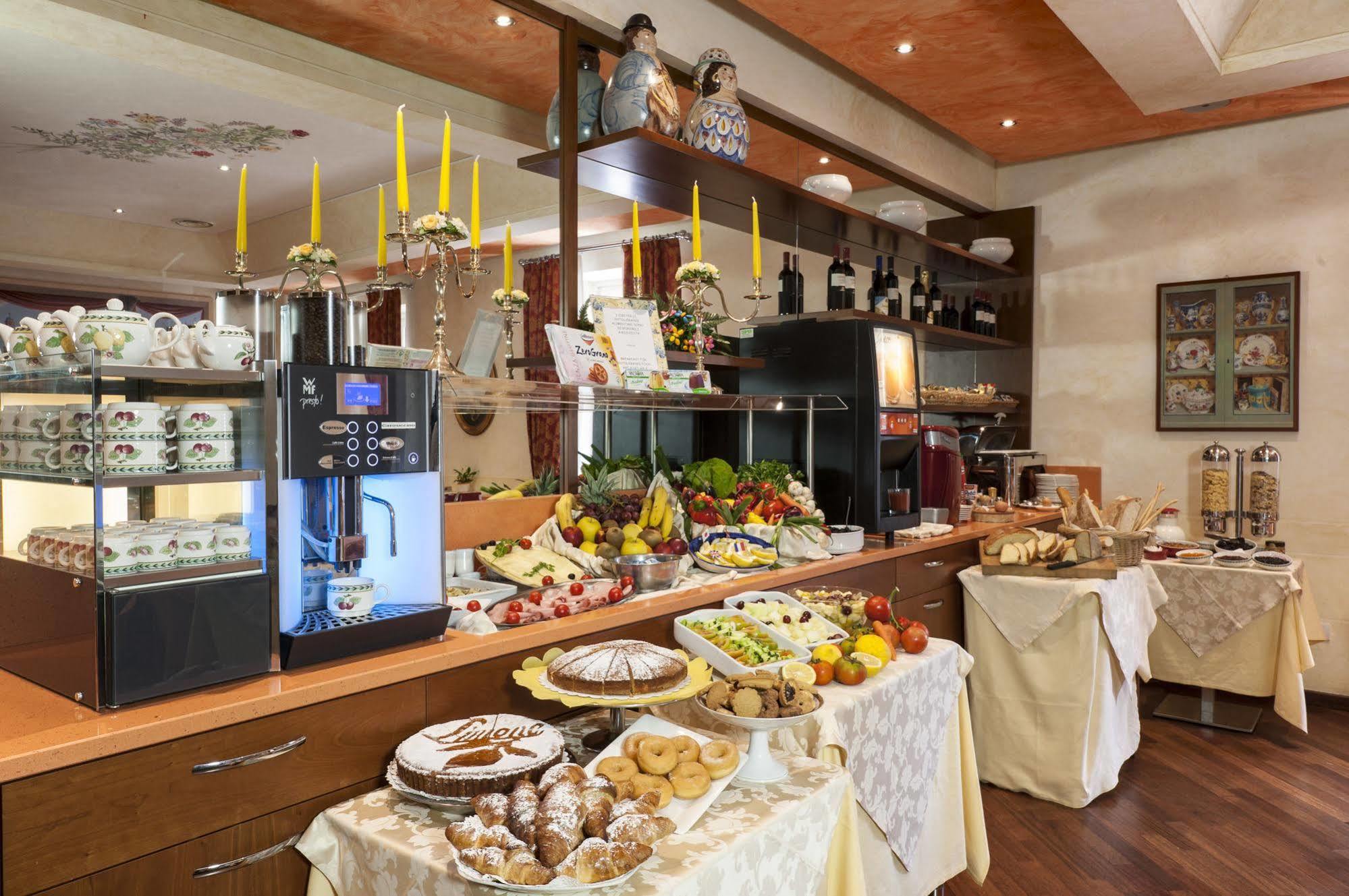 Heart Hotel Milano Luaran gambar